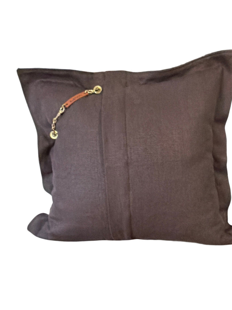 Housse de coussin en lin chocolat MARRAKECH No.75 avec fermeture portefeuille.