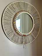 Miroir rond en fibres naturelles tressées avec coquillages et poids Ashanti, pièce artisanale bohème – MIYA