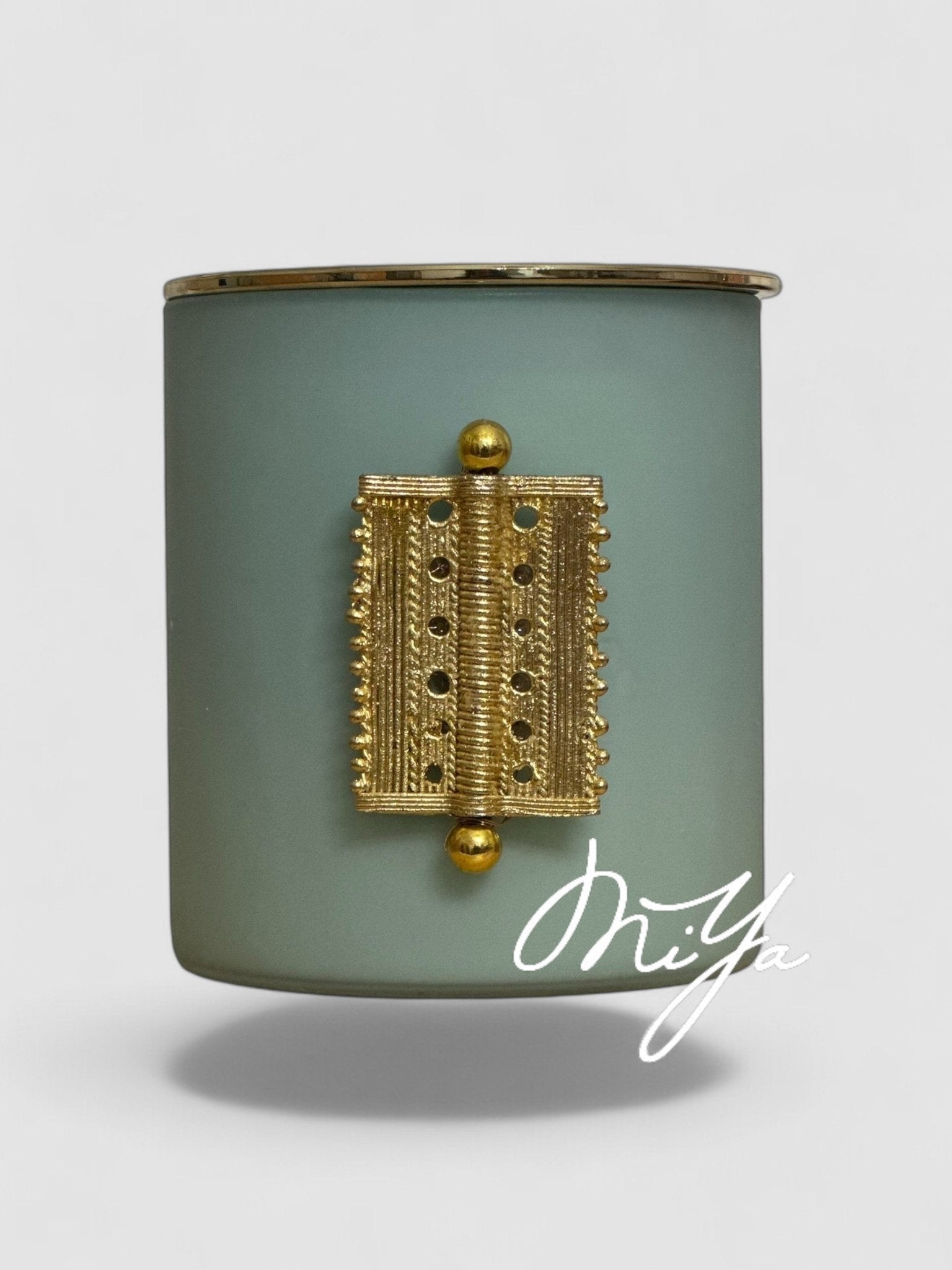 Bougie parfumée NUDE ESSENCE artisanale en cire de soja, design minimaliste et parfum subtil | MIYA