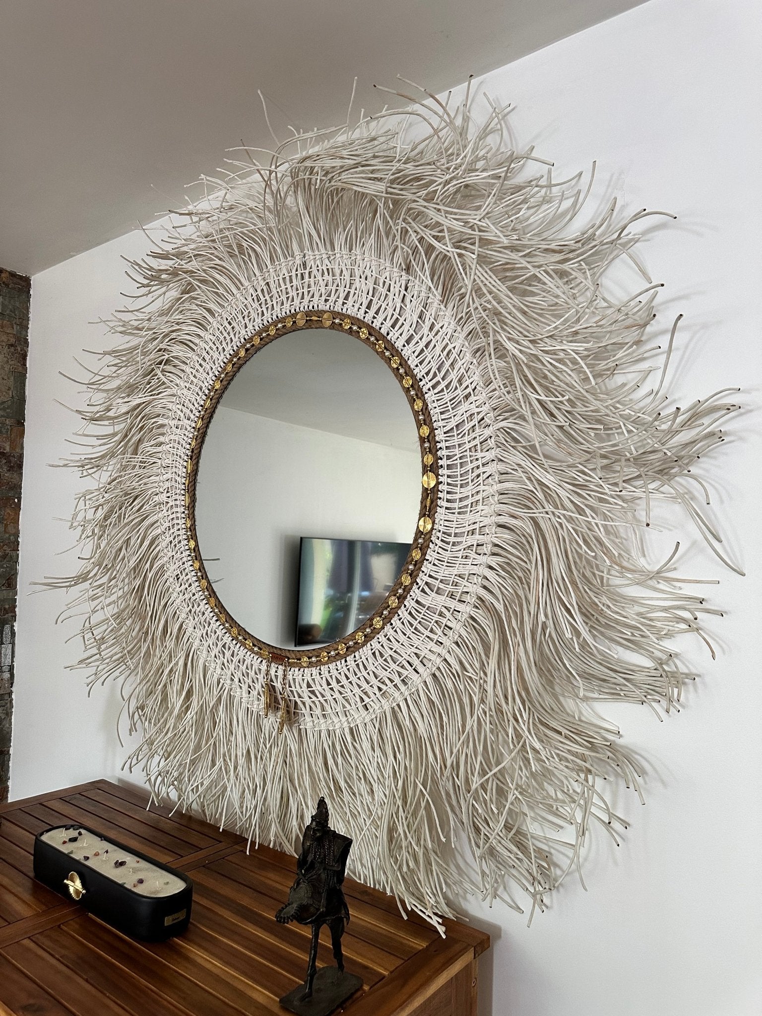 Miroir rond | Oriane Perles d'Or - un éclat nacré aux reflets d'or - MIYA’s Boutiques